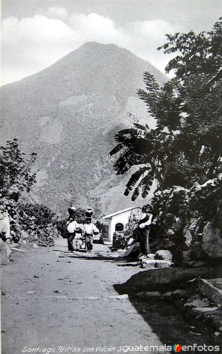 Fotos de Santiago Atitlán, Sololá, Guatemala: Volcán de San Pedro