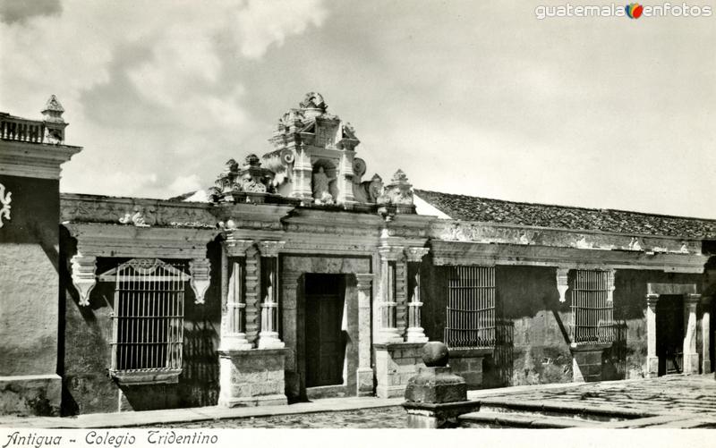 Fotos de Antigua Guatemala, Sacatepequez: Colegio Tridentino